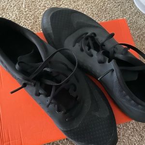 Men’s running shoes